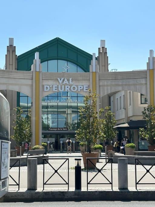 Disney Ratatouille Paris 5Mn Park & Val D'Europe 谢西 外观 照片