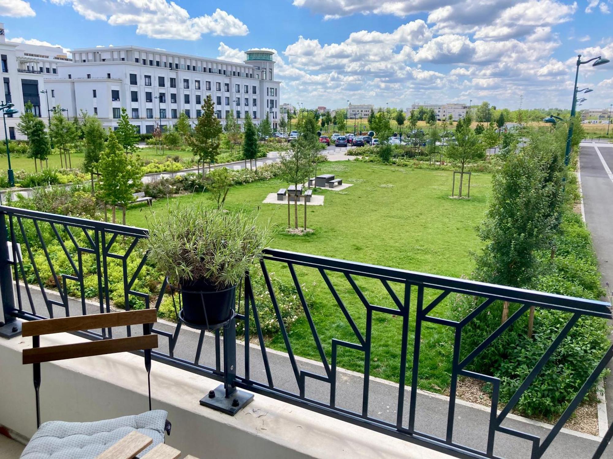Disney Ratatouille Paris 5Mn Park & Val D'Europe 谢西 外观 照片